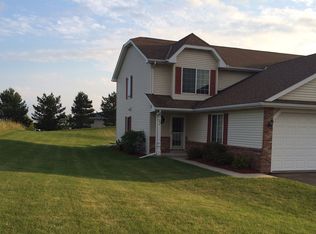 1147 Ellys Way, Slinger, WI 53086
