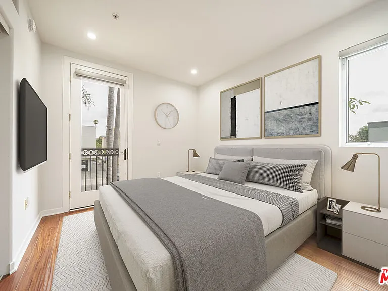1401 S Saint Andrews Pl #201 — Photo 24