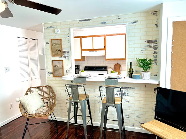 107 Riverview Dr #G1 — Photo 4