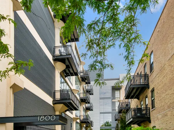 1800 W Grace St APT 601, Chicago, IL 60613
