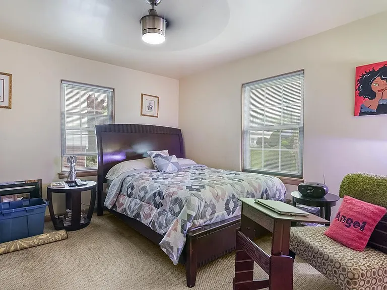 646 Green Briar Rd — Photo 14