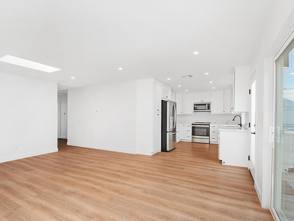 1st image of 4815 Gardena Ave