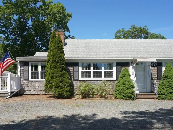 37 Elliot Dr, West Dennis, MA 02670