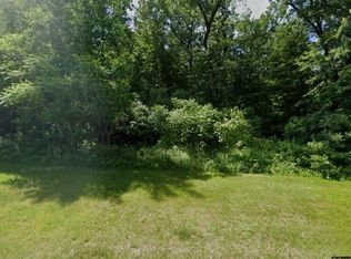 7701 Timberview Ave, Kalamazoo, MI 49009