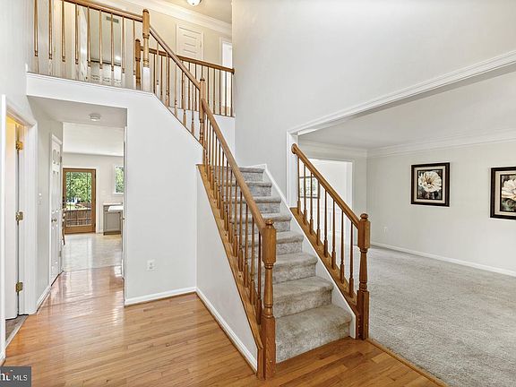 4th image of 1148 Happy Ridge Dr