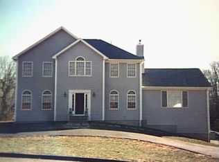 148 Farmill St, Shelton, CT 06484