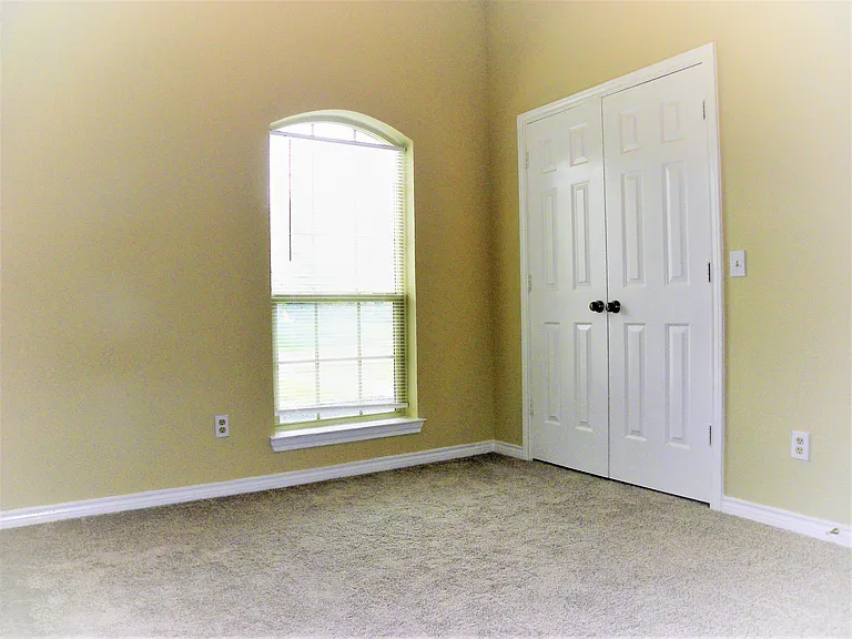2601 Banner Elk Cir — Photo 32