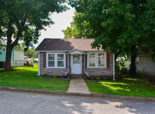 1002 Bon St, Lenoir City, TN 37771