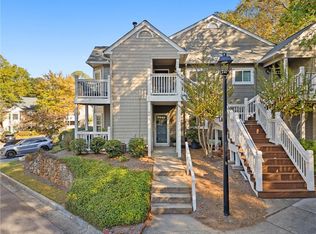 605 Mill Pond Rd, Roswell, GA 30076
