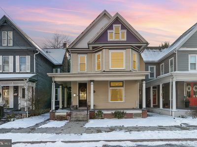 423 W Main St, Mechanicsburg, PA, 17055