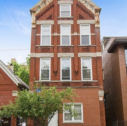 2nd image of 2065 N Hoyne Ave #997007