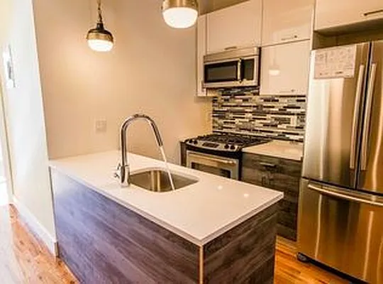 Rented by City View Living | media 25