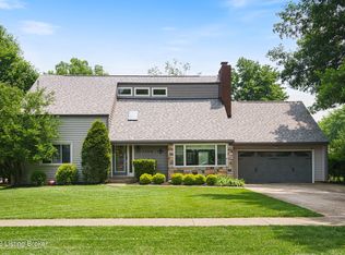 1109 Burning Springs Cir, Louisville, KY 40223