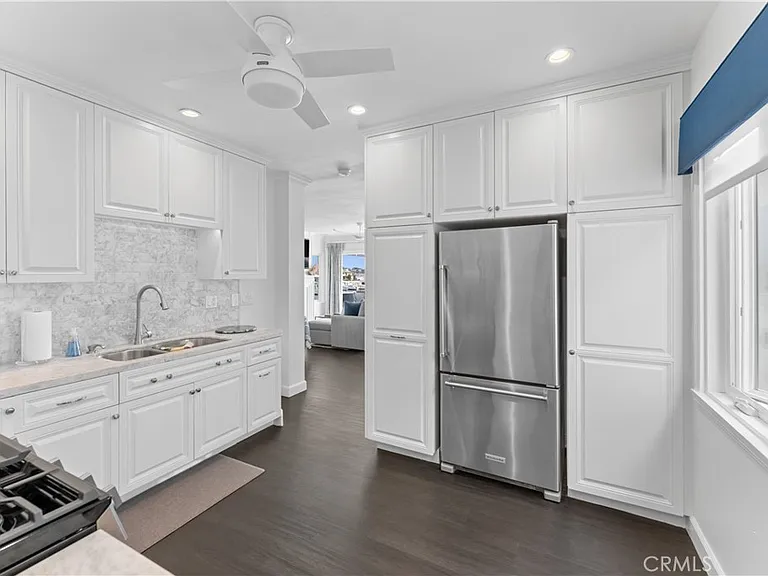 215 E Edgewater Ave — Photo 22