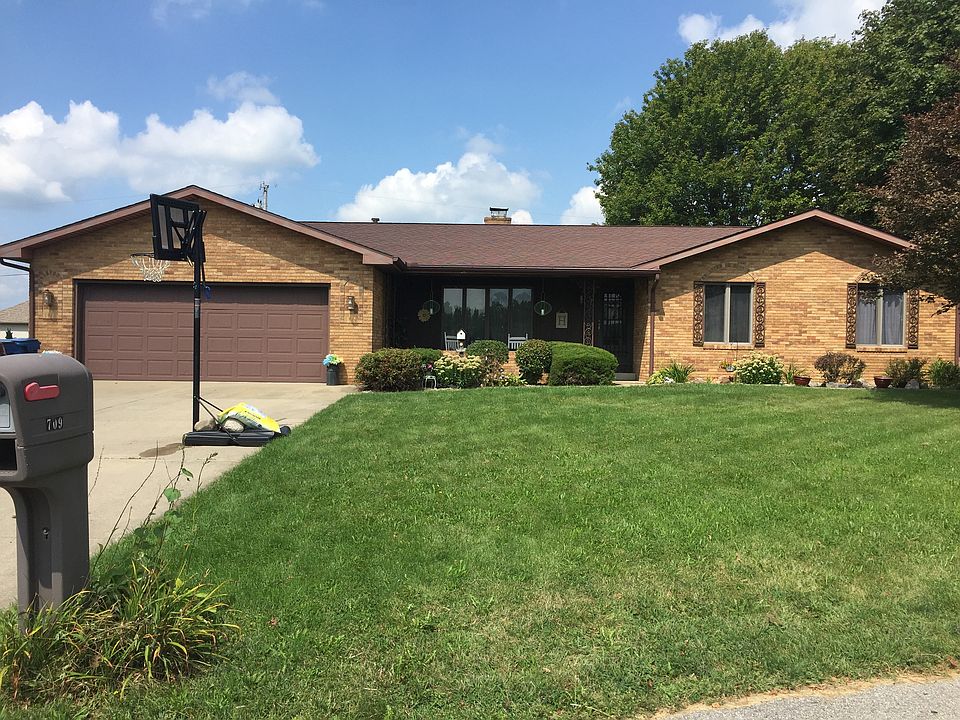 709 Pansy Ct    159,000