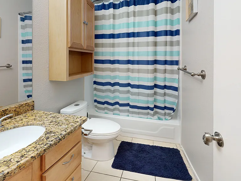 2080 E Greenway Dr #2 — Photo 19