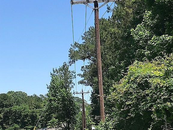 5th image of 8682 Highway 190 E