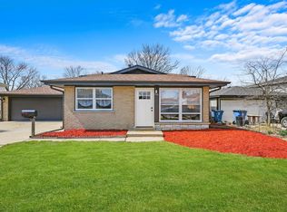 15120 Raday Dr, Midlothian, IL 60445