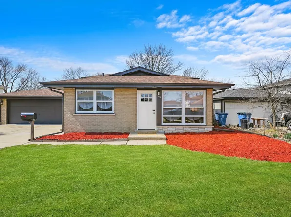 15120 Raday Dr, Midlothian, IL 60445