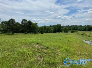 2055 Hopewell Rd, Guntersville, AL 35976