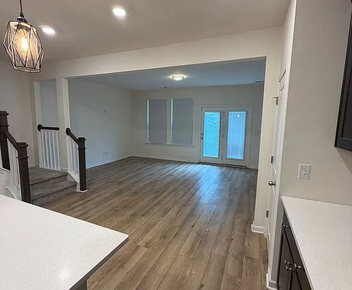 419 Trotters Ln — Photo 18