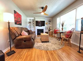 413 Edgewood Dr, Nicholasville, KY