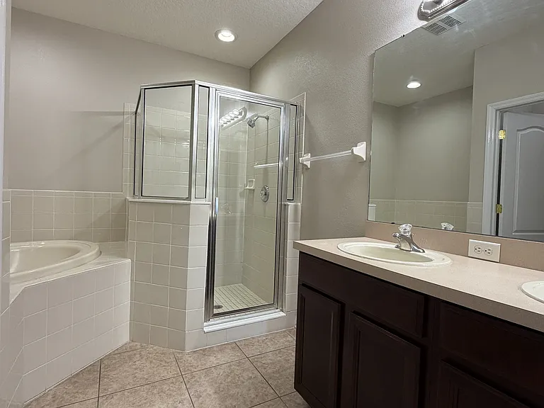 1144 Andrew Aviles Cir #1 — Photo 26