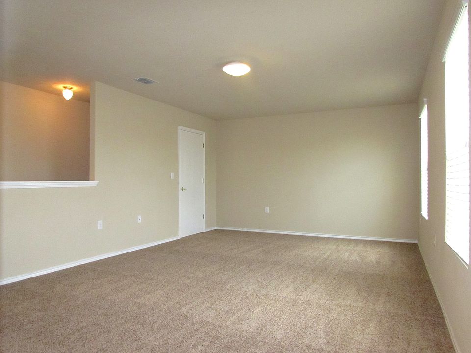 1st image of 2218 Mission Cir