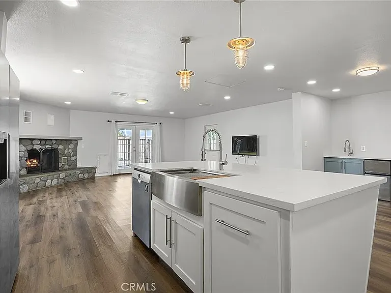 927 Cottonwood Ct — Photo 10