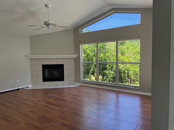 5th image of 1788 Wood Haven St
