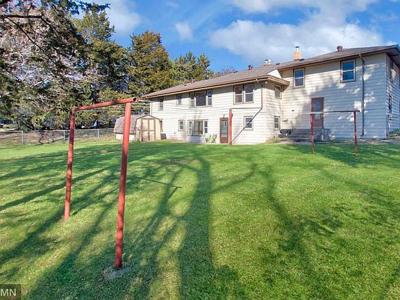 4th image of 4529 Lakeshore Pl