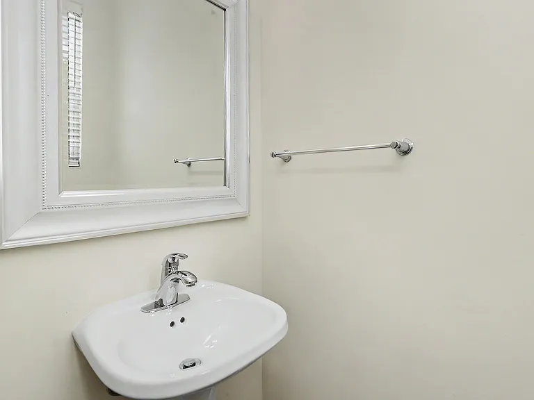 11233 Cedar Walk Ln — Photo 10
