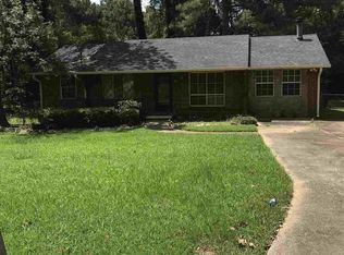 35 Jonathan Rd, Riverdale, GA 30274