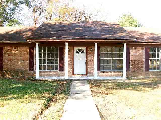 1st image of 270 Crestview Cir