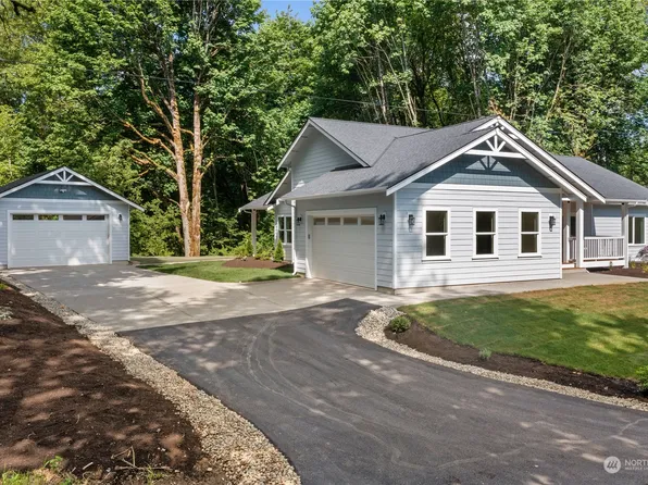 25222 1st Drive NE, Arlington, WA 98223