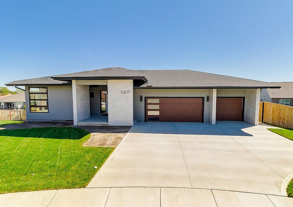 5207 Cedar Grove Ct