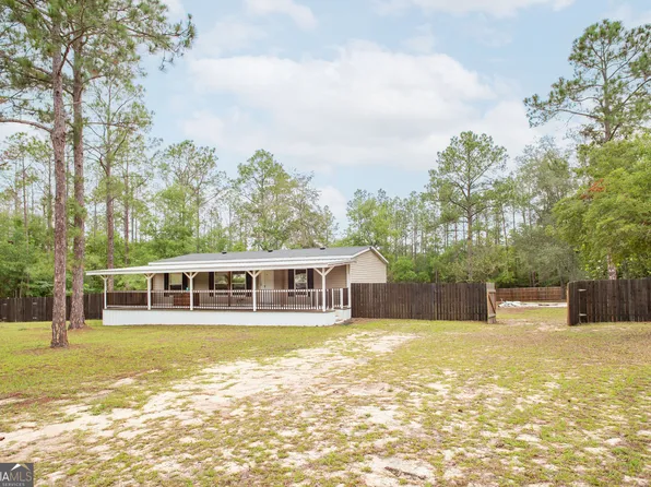 830 Satilla Cir, Blackshear, GA 31516