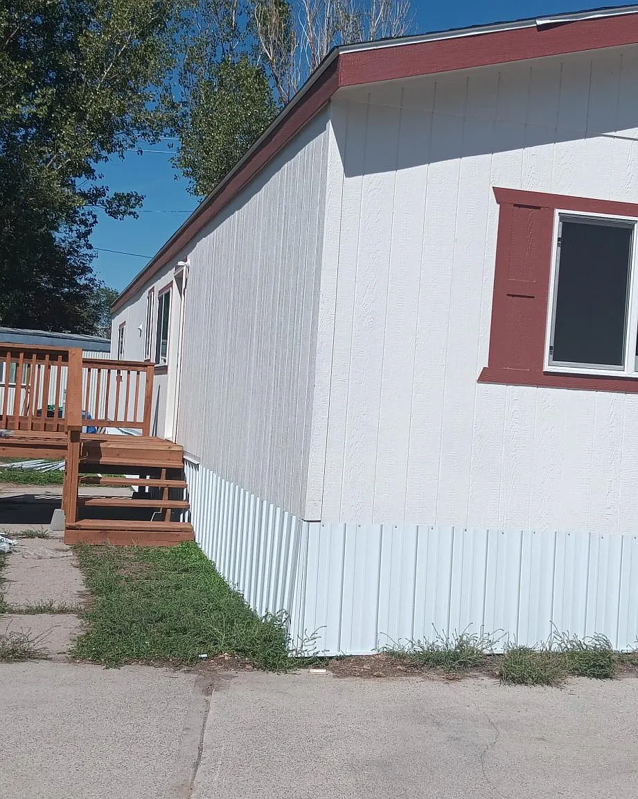 3 bed, $1,400 — Photo 1