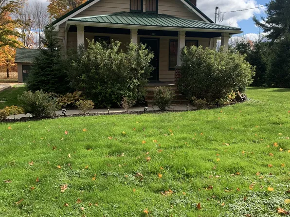11392 State Route 44, Mantua, OH 44255