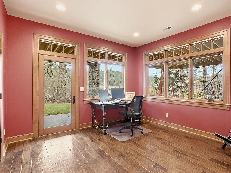 7310 E Hatch Rd — Photo 26
