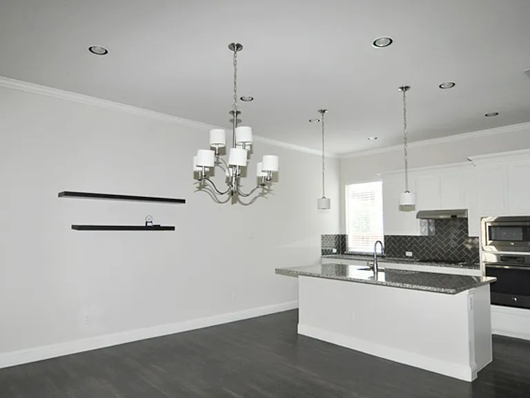 9948 Haversham Dr — Photo 7