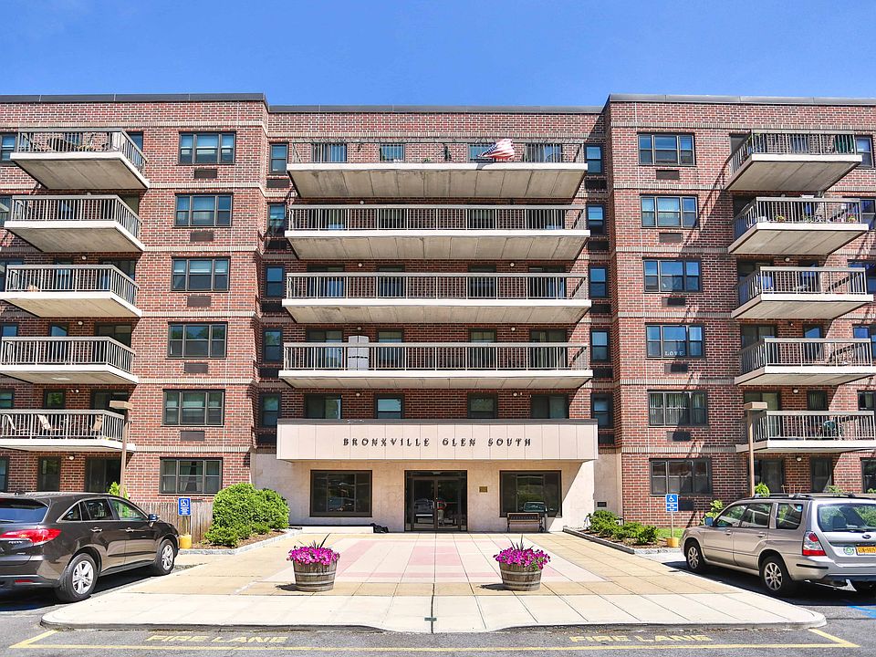 1st image of 1376 Midland Ave APT 811