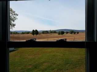 9822 Hansonville Rd, Frederick, MD 21702