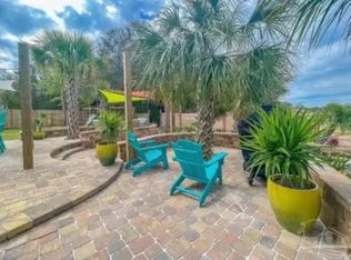 3341 Crestview Ln, Gulf Breeze, FL 32563
