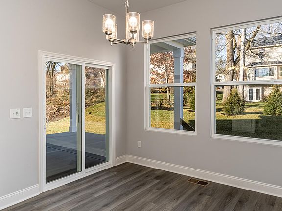 The Lyndhurst dining room