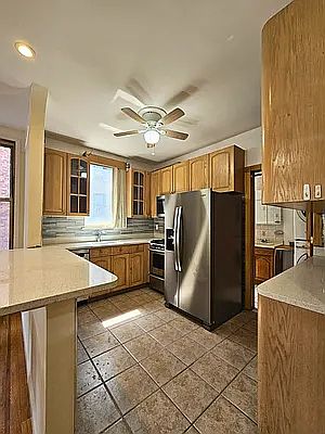 4th image of 32-82 33rd St Unit 2R