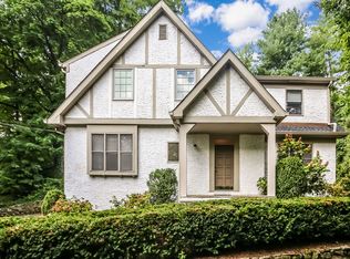 7 Carstensen Rd, Scarsdale, NY 10583