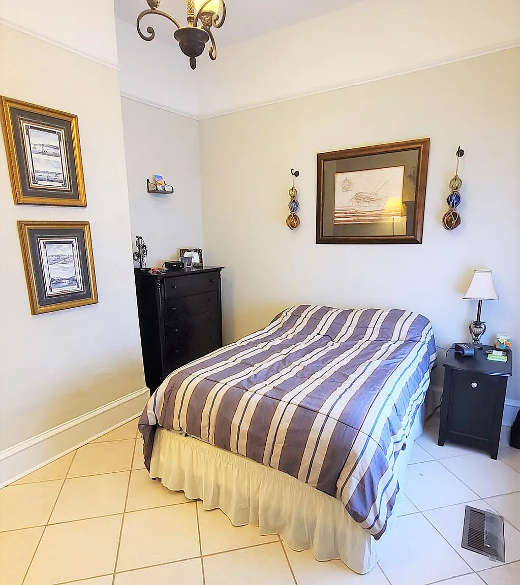 116 N Lewis St — Photo 3