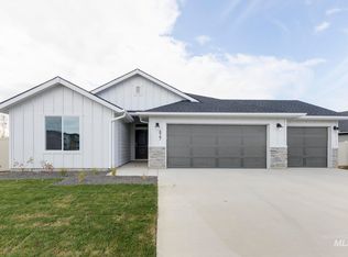 827 N Aleppo Way, Meridian, ID 83642