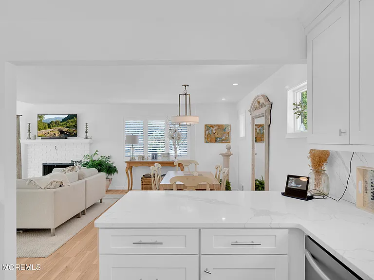 973 Ocean Ave — Photo 16